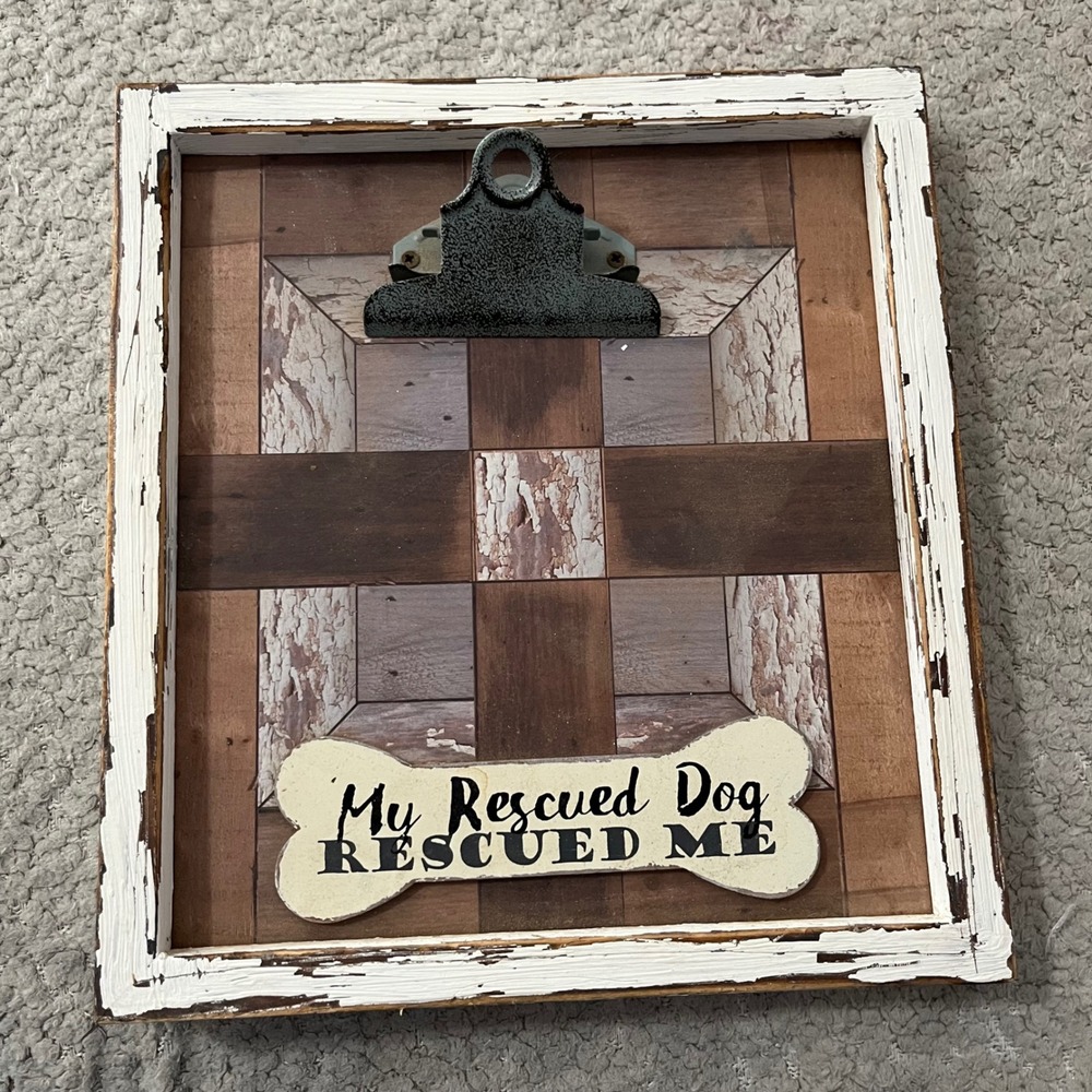 Youngs Inc Distressed Wood Frame Dog Lover Clipboard My Rescued Dog Rescued Me